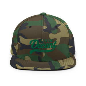 Snapback Hat w/ Kelly Green Embroidery